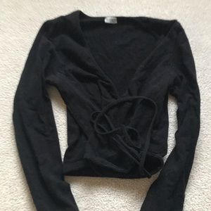 black brandy melville crop top